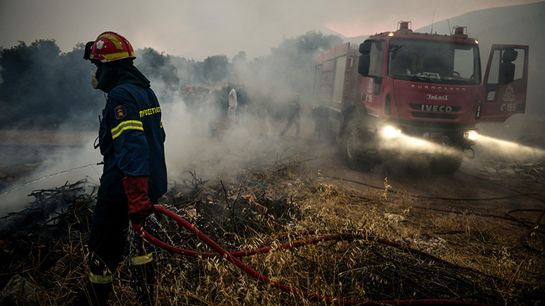 Μεγάλη αναζωπύρωση στην Κάρυστο Ευβοίας